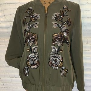 Chico's Collectibles Embroidered Bomber Jacket size 1 olive green and floral